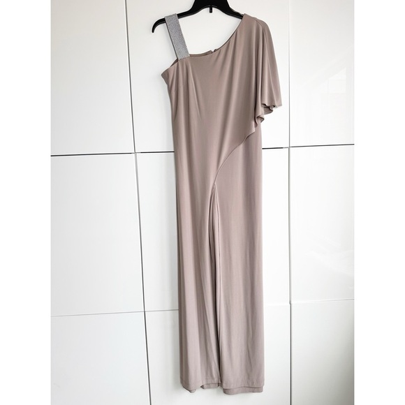 R & M Richard’s Asymmetrical Jumpsuit Taupe Color Size 6 Dressy Evening - Picture 1 of 8